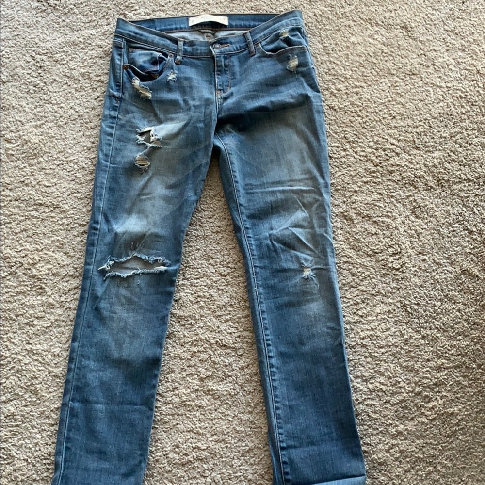 Abercrombie and Fitch Ripped Jeans Size 6